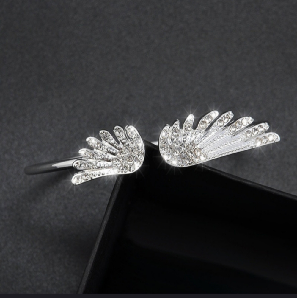 2XHP!! NWT Goth Silver Angel Wings Bracelet! - Picture 8 of 11